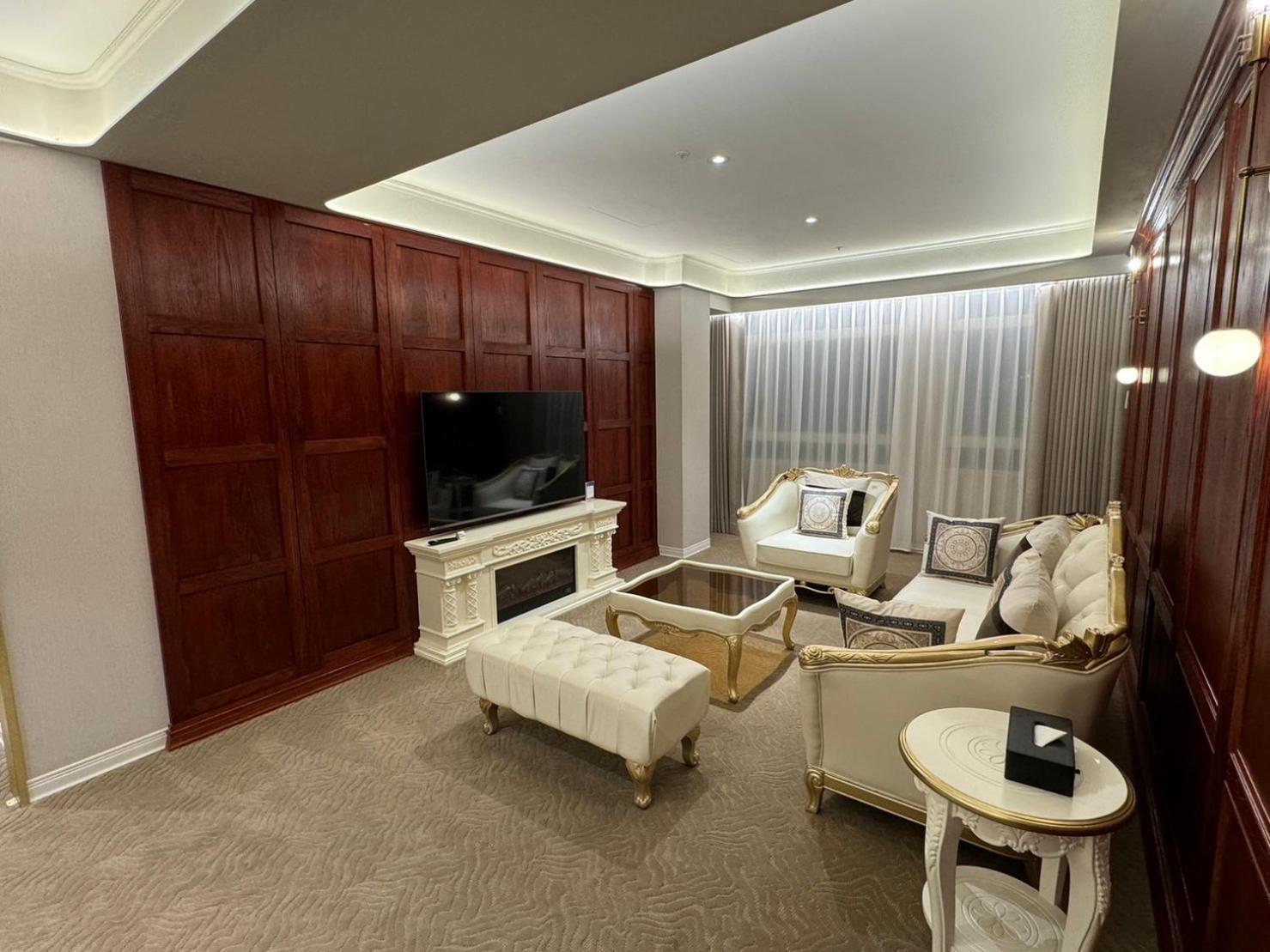 Tryp By Wyndham New Taipei Linkou 新北林口爵怡溫德姆酒店機場捷運mrta9林口站 Exterior photo